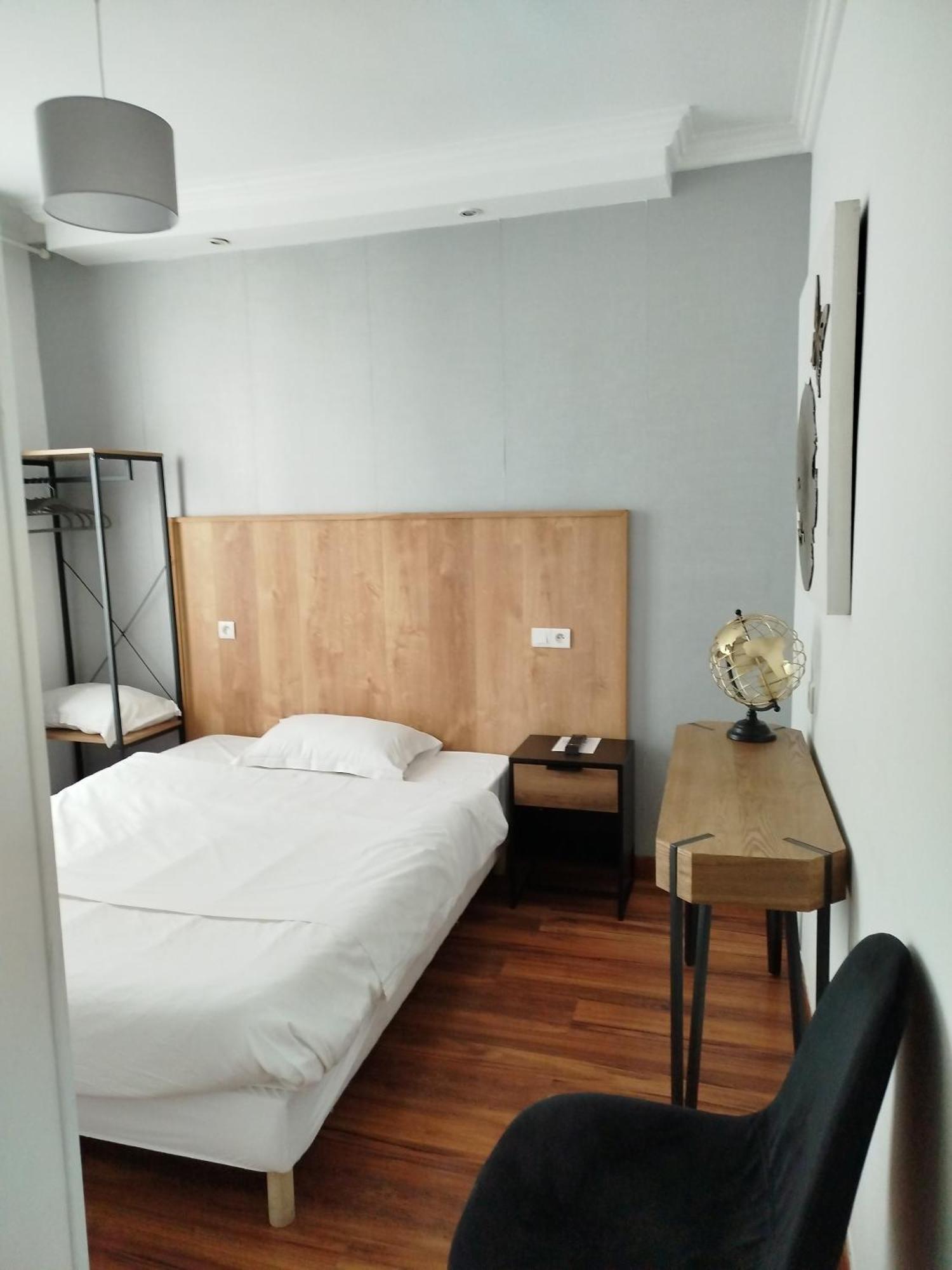 Hotel Residence Champerret Levallois-Perret Exterior photo